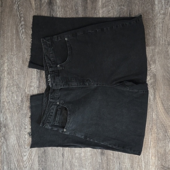 Wild Fable Jeans Womens Size 14 Black High Rise Skater Raw Hem - Picture 3 of 6